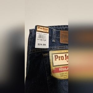 Mens Wrangler Pro Jeans Regular Fit Jeans. Size 38×30. NWT